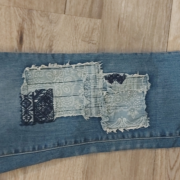 Sundance Patch Work Jeans Magnolia Fit Size 28 - Picture 3 of 7